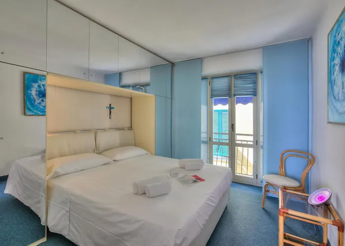 Apartment Il Bijou Di Rossella - Front- Happy Alassio